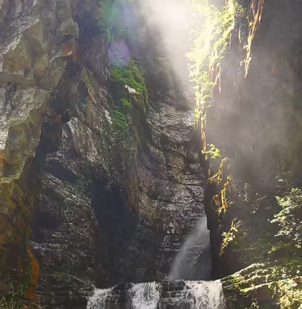 黔南归兰山